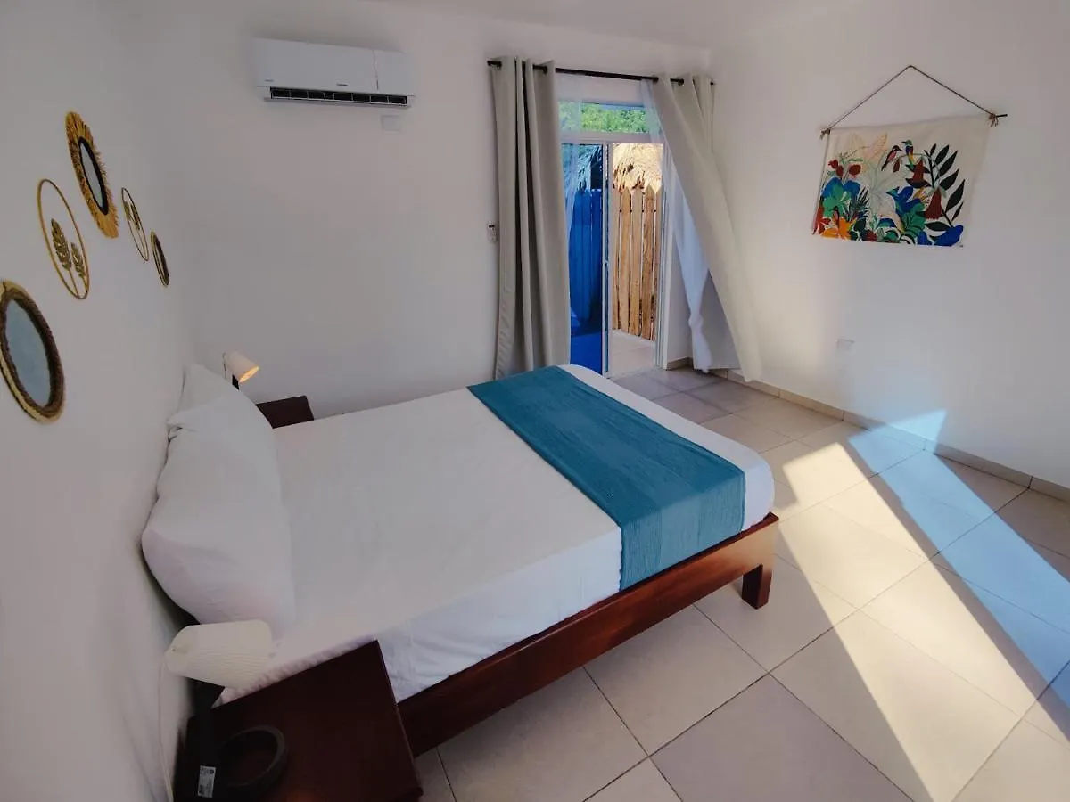 Vive El Valle Hotel 0*,